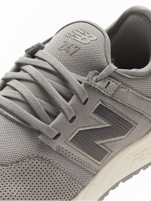 New Balance Sneakers WRL247WL grey