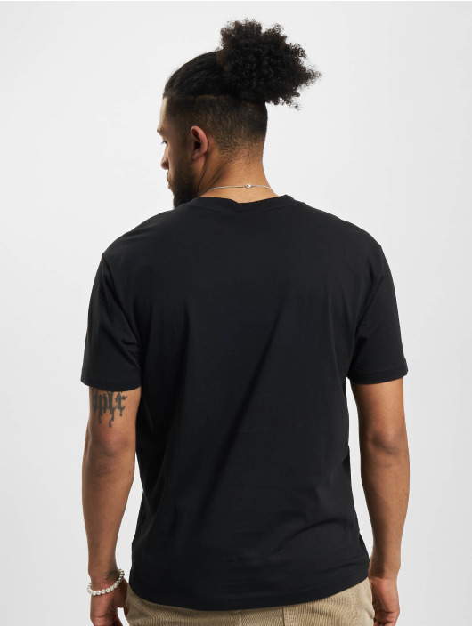 New Balance T-paidat Essentials Graphic musta