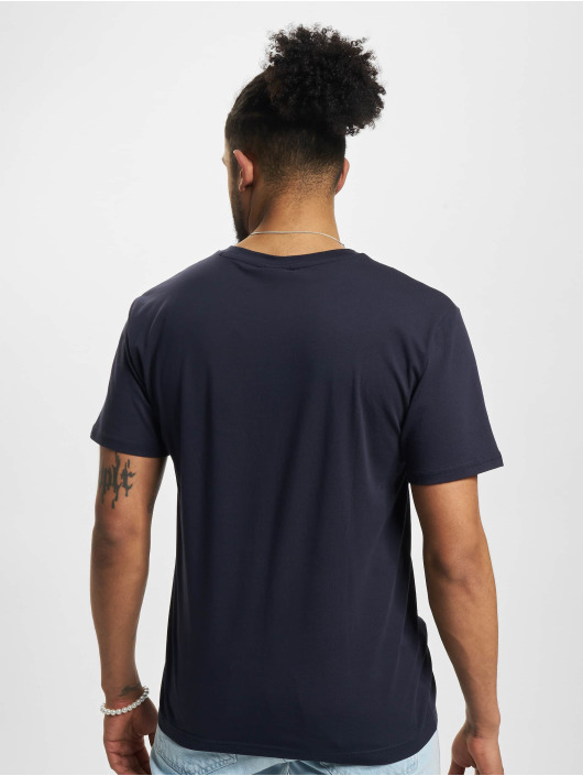 New Balance T-paidat Essentials Athletic Club musta