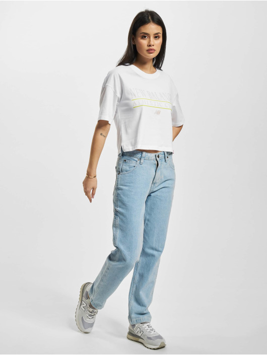 New Balance T-paidat Essentials Athletic Club Boxy valkoinen