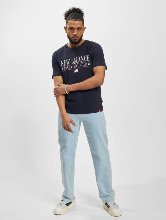 New Balance T-Shirt Essentials Athletic Club black