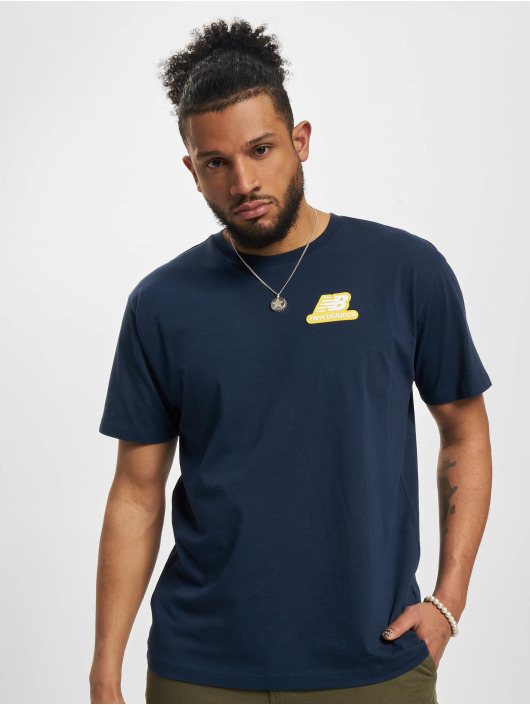 New Balance t-shirt Essentials Rubber Pack Logo blauw