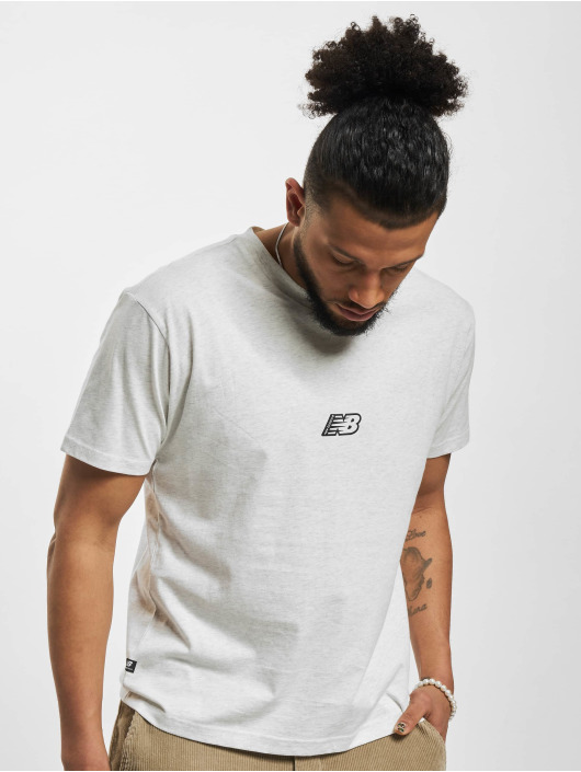 New Balance T-Shirt Essentials Graphic Short grey
