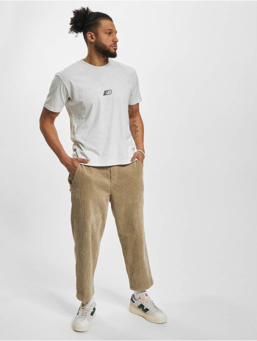 New Balance t-shirt Essentials Graphic Short grijs