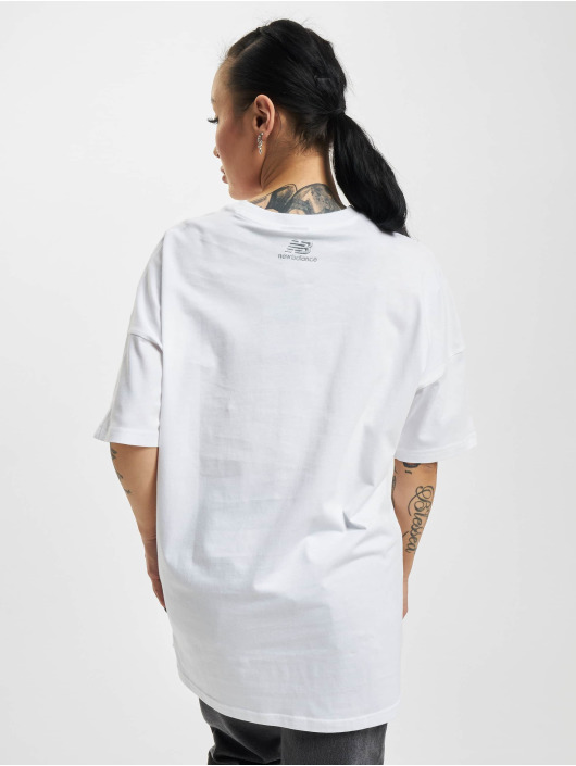 New Balance T-Shirt Athletics Oversized New weiß