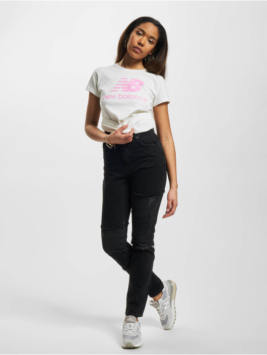 New Balance Damen T-Shirt Essentials Stacked Logo in weiß CQ8736