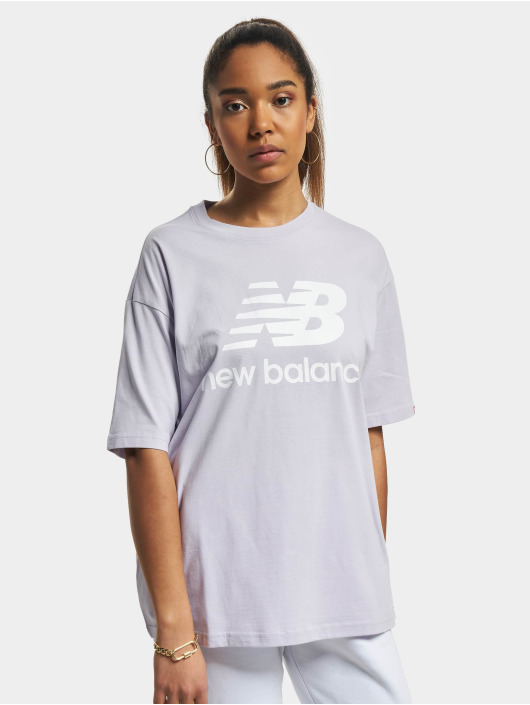 New Balance T-shirts Essentials Stacked Logo grå