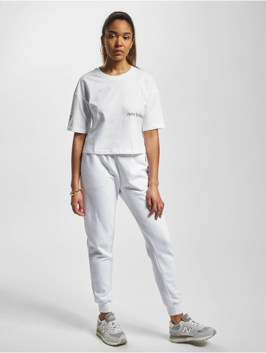 New Balance T-shirts Essentials Graphic hvid