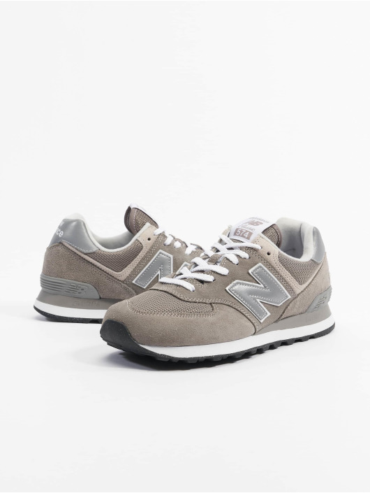 Motivar Conductividad A la verdad New Balance Zapato / Zapatillas de deporte ML574 en gris 884394