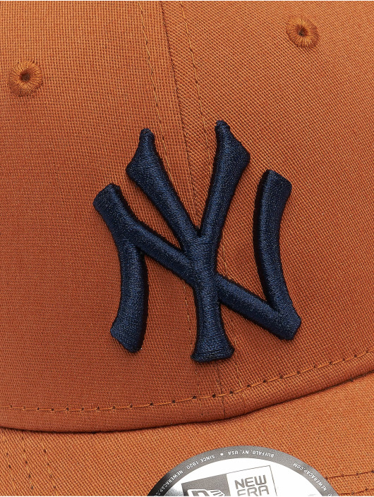 New Era Casquette Flex Fitted MLB New York Yankees League Essential 39Thirty brun