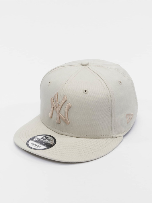 New Era Fitted Cap MLB New York Yankees League Essential 9Fifty grey