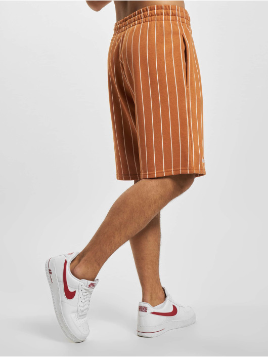 New Era Shorts Pinstripe brun