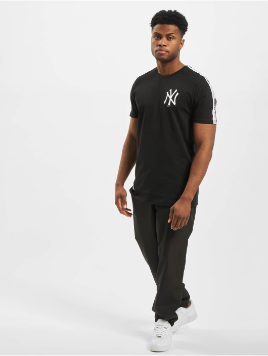 New Era T-skjorter MLB NY Yankees Sleeve Taping svart