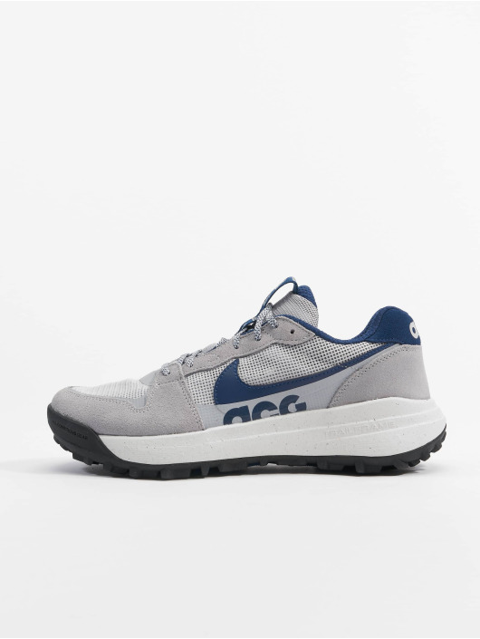 Nike Baskets Acg Lowcate gris