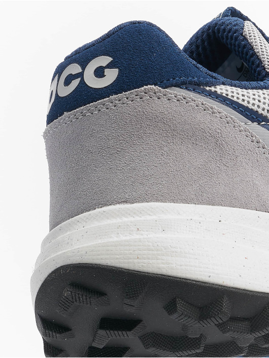 Nike Baskets Acg Lowcate gris