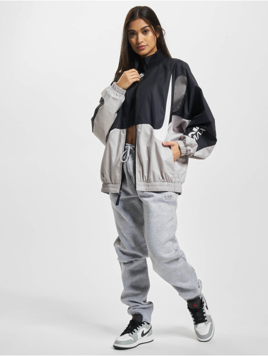 Nike Bundy na přechodné roční období Nsw šedá