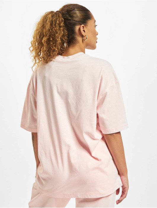 Nike Camiseta Swoosh rosa