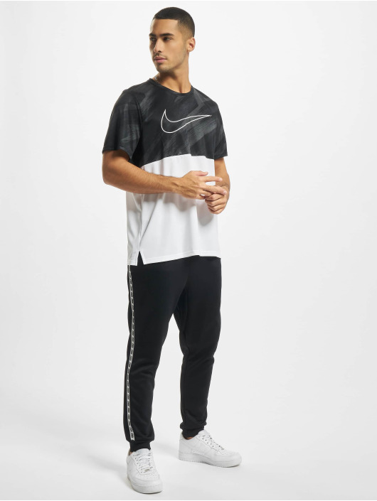 Nike Performance T-Shirt Superset Energy gris