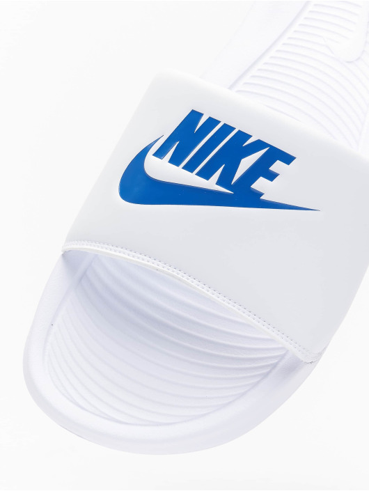 Nike Sandalen Victori One Slide bunt