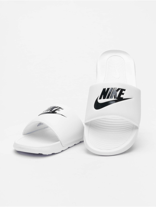 Nike Sandalen Victori One Slide weiß