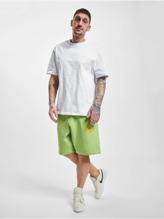 Nike Shorts NSW Vivid grün