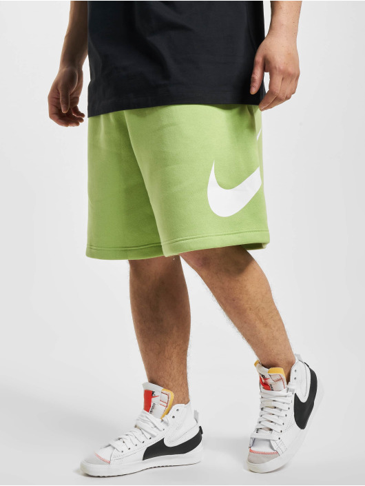 Nike Shorts Sportswear Club grün