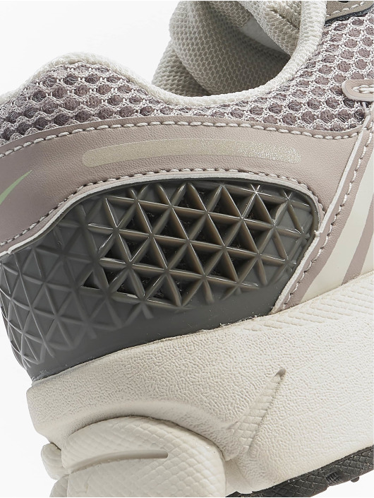 Nike Sneaker Zoom Vomero 5 grau