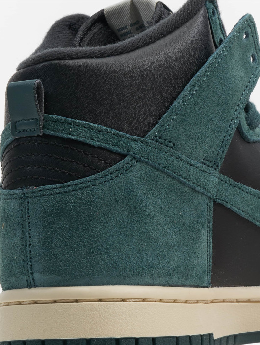 Nike sneaker Dunk High Retro groen