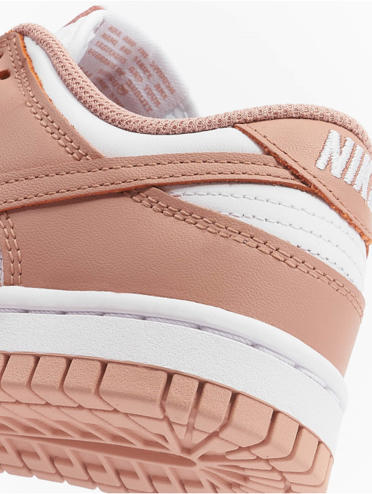 Nike Sneaker Dunk Low rosa chiaro
