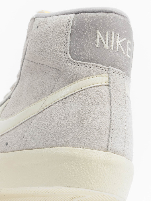 Nike Sneakers Blazer Mid '77 Prm bezowy