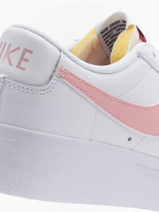 Nike Sneakers Low Platform biela