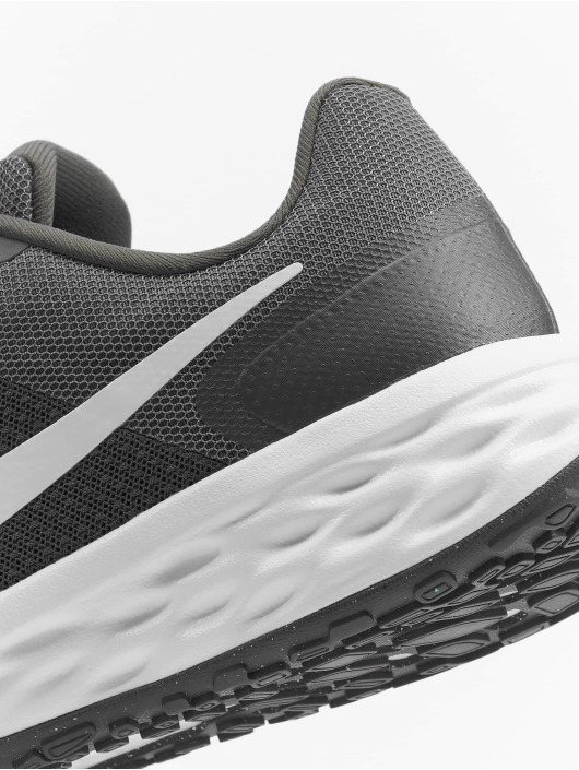 Nike Sneakers Revolution 6 NN grå