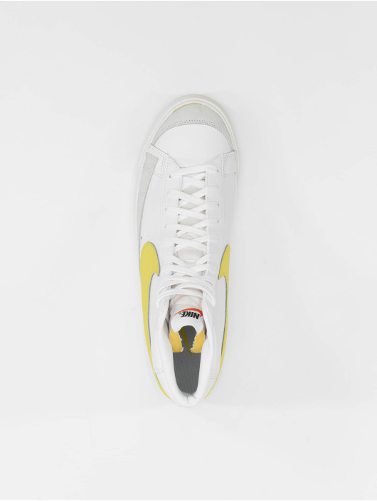 Nike Sneakers Blazer Mid '77 Vintag white
