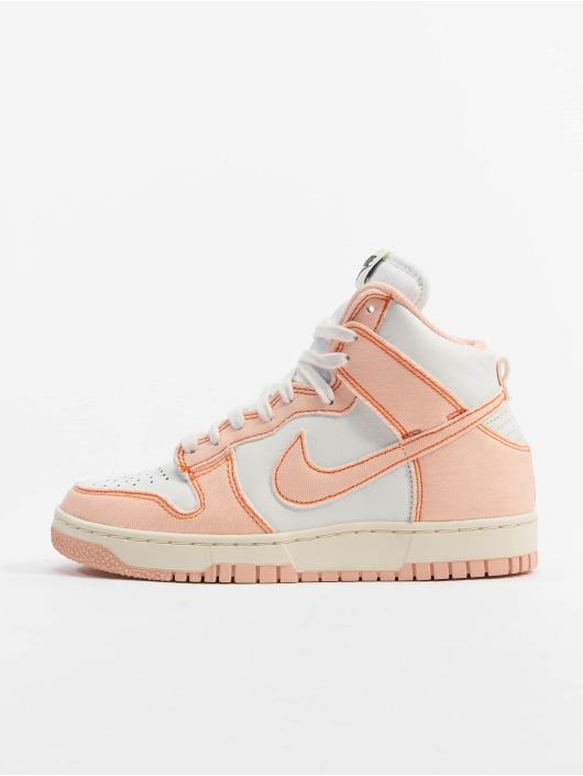 Nike Snejkry Dunk High 1985 oranžový