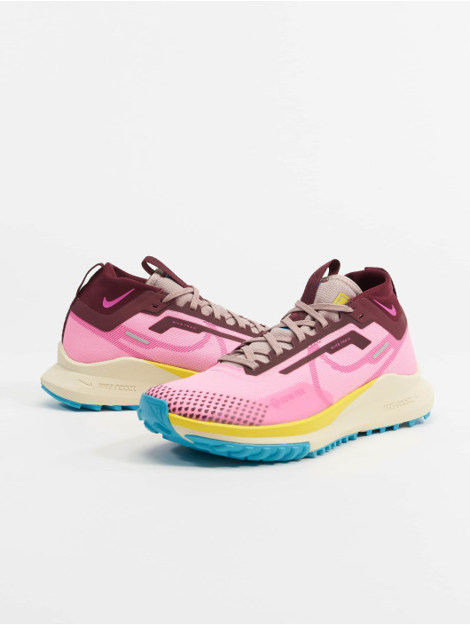 Nike Snejkry React Pegasus Trail 4 Gtx růžový