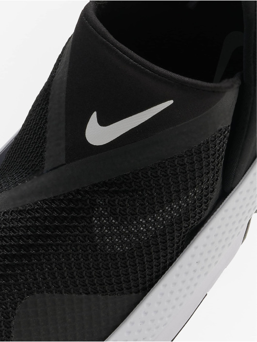 Nike Snejkry Go Flyease čern