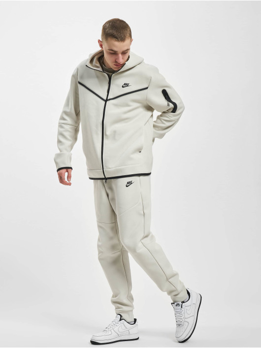 Nike Sweat Pant Sportswear Tech Fleece beige