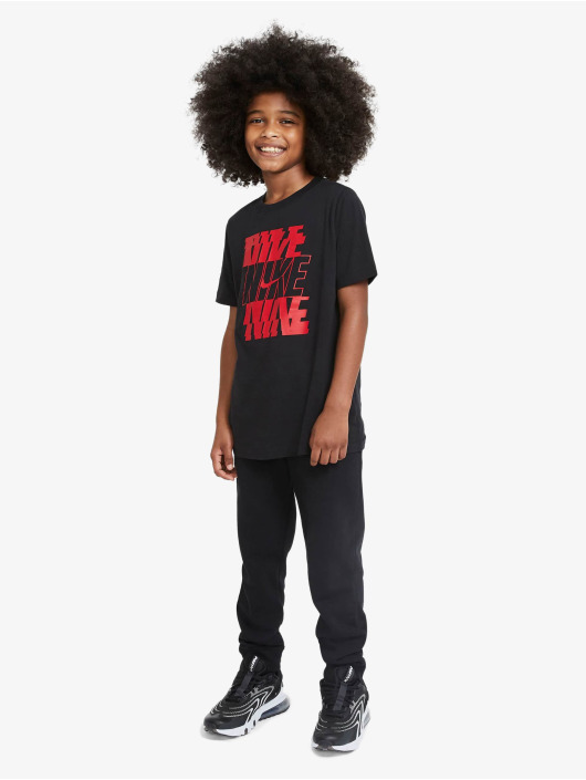 Nike T-paidat Stack musta