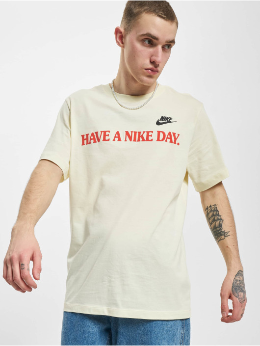 Nike T-Shirt Ess  Stmt 4 beige