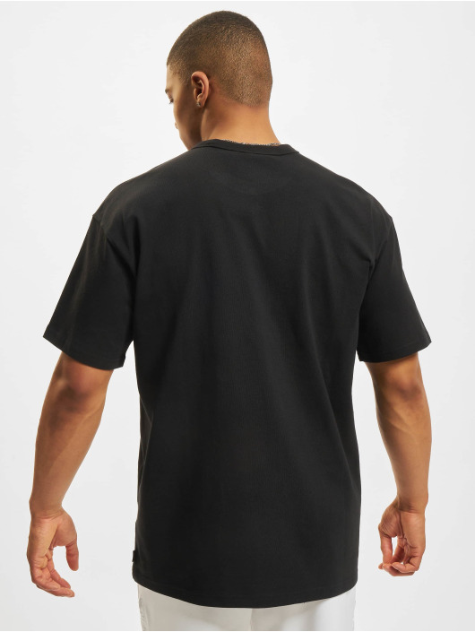 Nike T-Shirt Premium Essntl Sust black