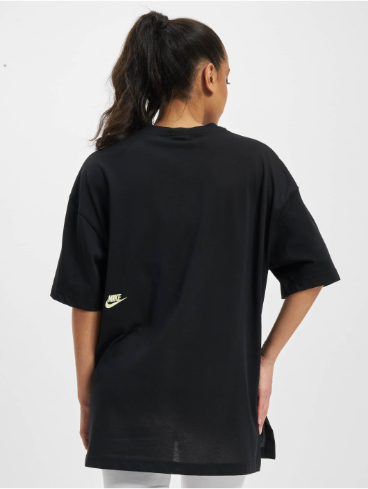 Nike T-Shirt Dot black