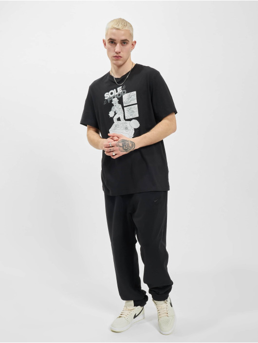 Nike T-Shirt NSW Graphic black