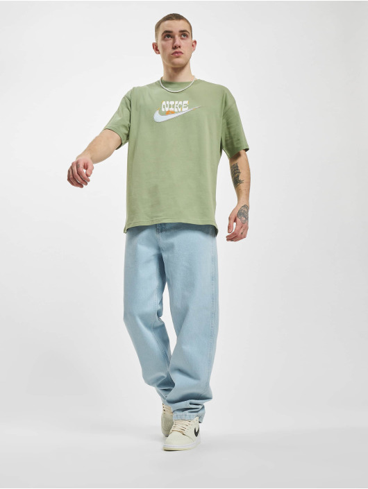 Nike T-Shirt NSW Sole Craft green
