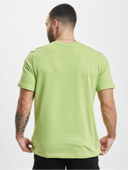 Nike T-Shirt Sportswear Club green