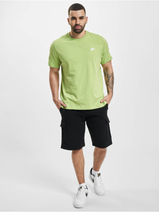Nike T-Shirt Sportswear Club green