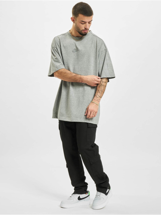 Nike T-Shirt Short Sleeve Revival grey