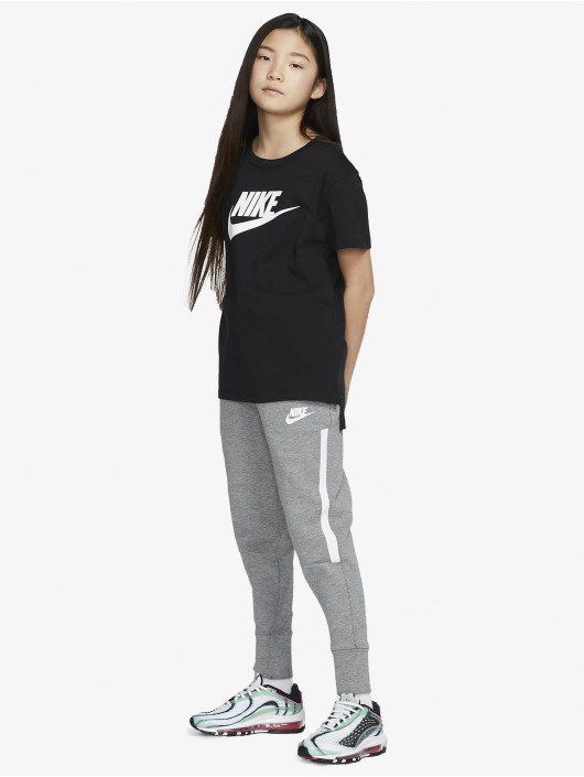 Nike T-Shirt Basic Futura schwarz