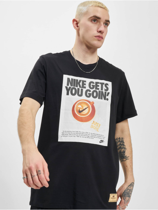 Nike Herren T-Shirt NSW SI 1 Photo in schwarz