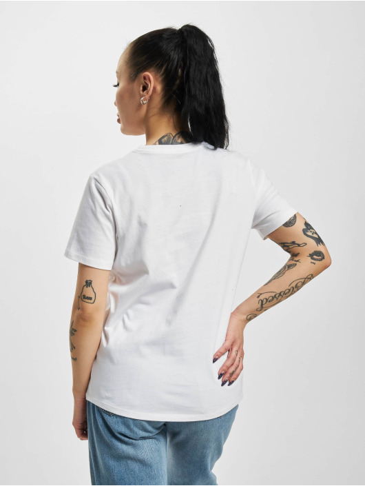 Nike T-Shirt Essential Icon Future weiß