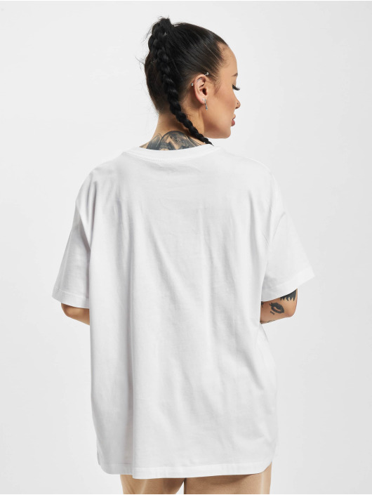 Nike T-Shirt NSW Vday white
